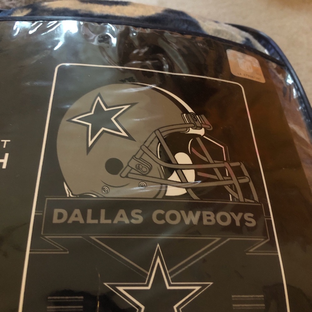 New NFL Dallas Cowboys Royal Plush Raschel Blanket 60X80